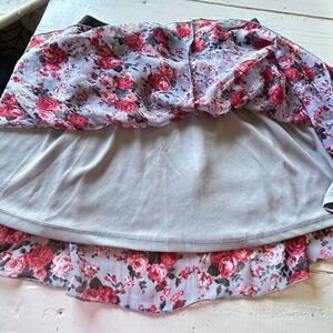 Deb Floral‎ Rose Print Mini Skirt Grey Red Elastic Waist L DS6K584-2